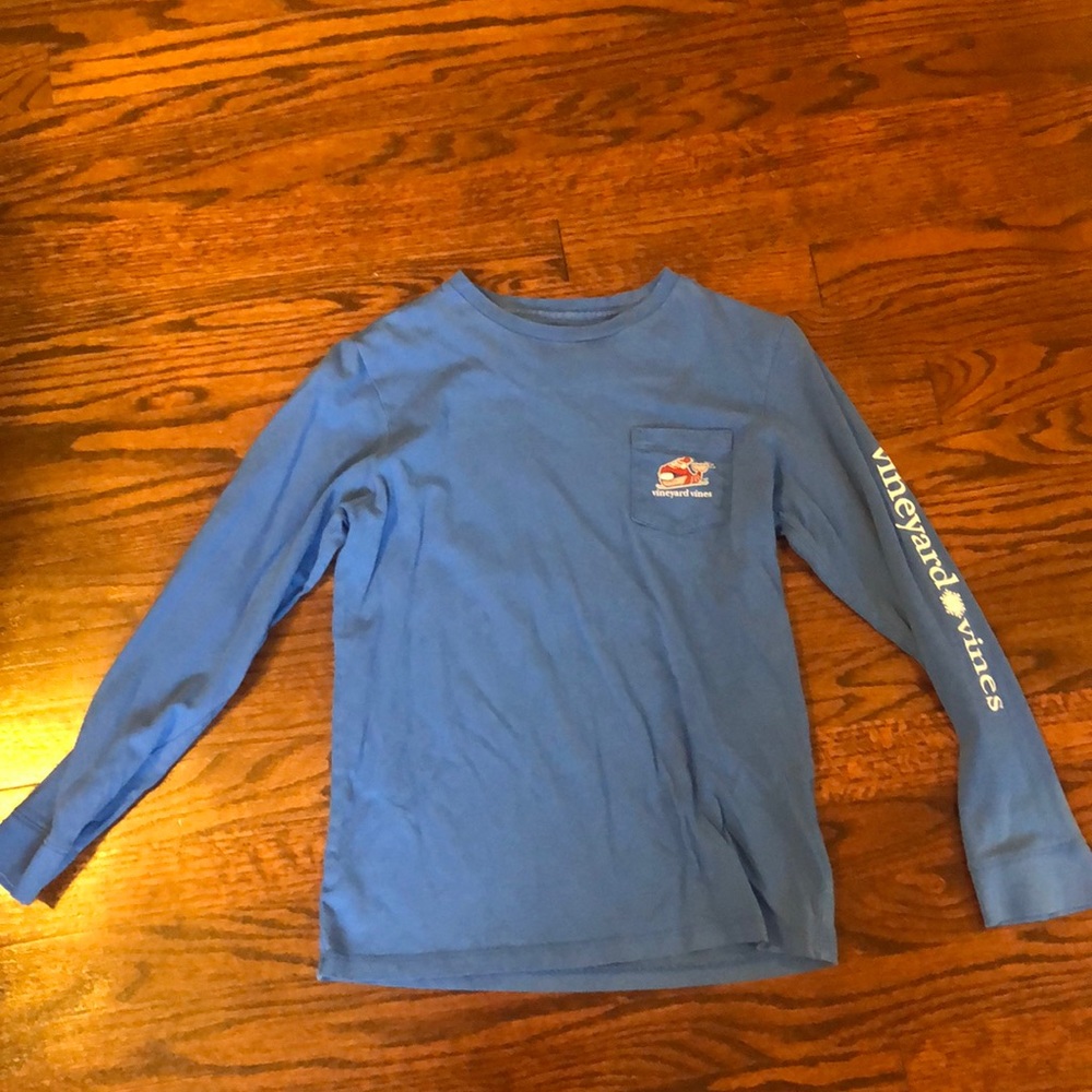 Blue vineyard vines long sleeve tee size boys M